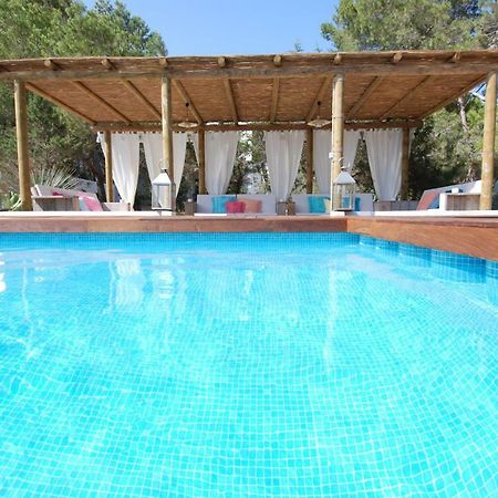 Aparthotel La Hacienda Sant Ferran de Ses Roques Exterior foto