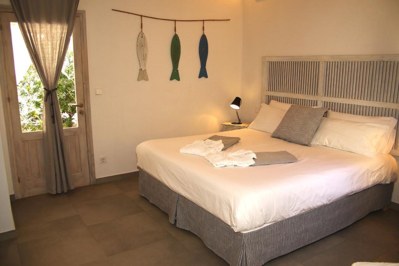 Aparthotel La Hacienda Sant Ferran de Ses Roques Exterior foto
