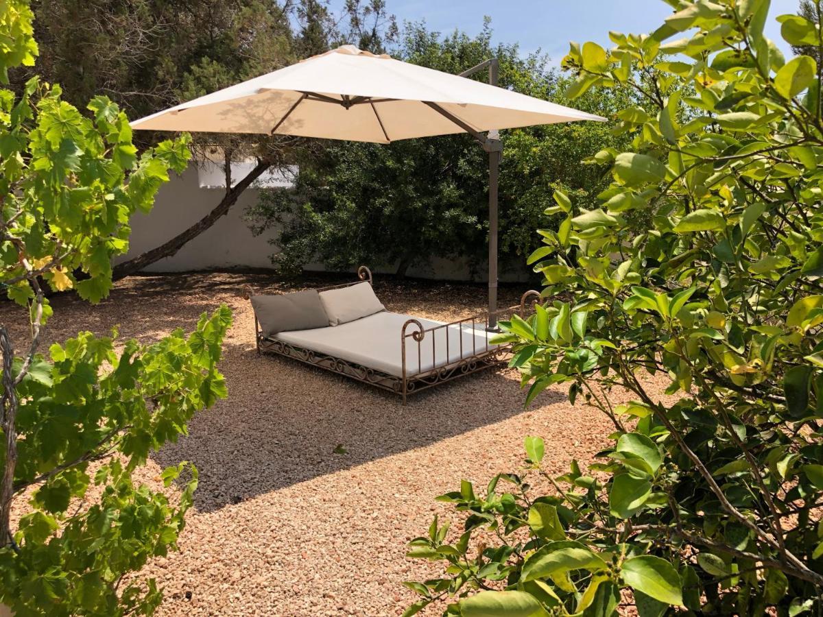 Aparthotel La Hacienda Sant Ferran de Ses Roques Exterior foto