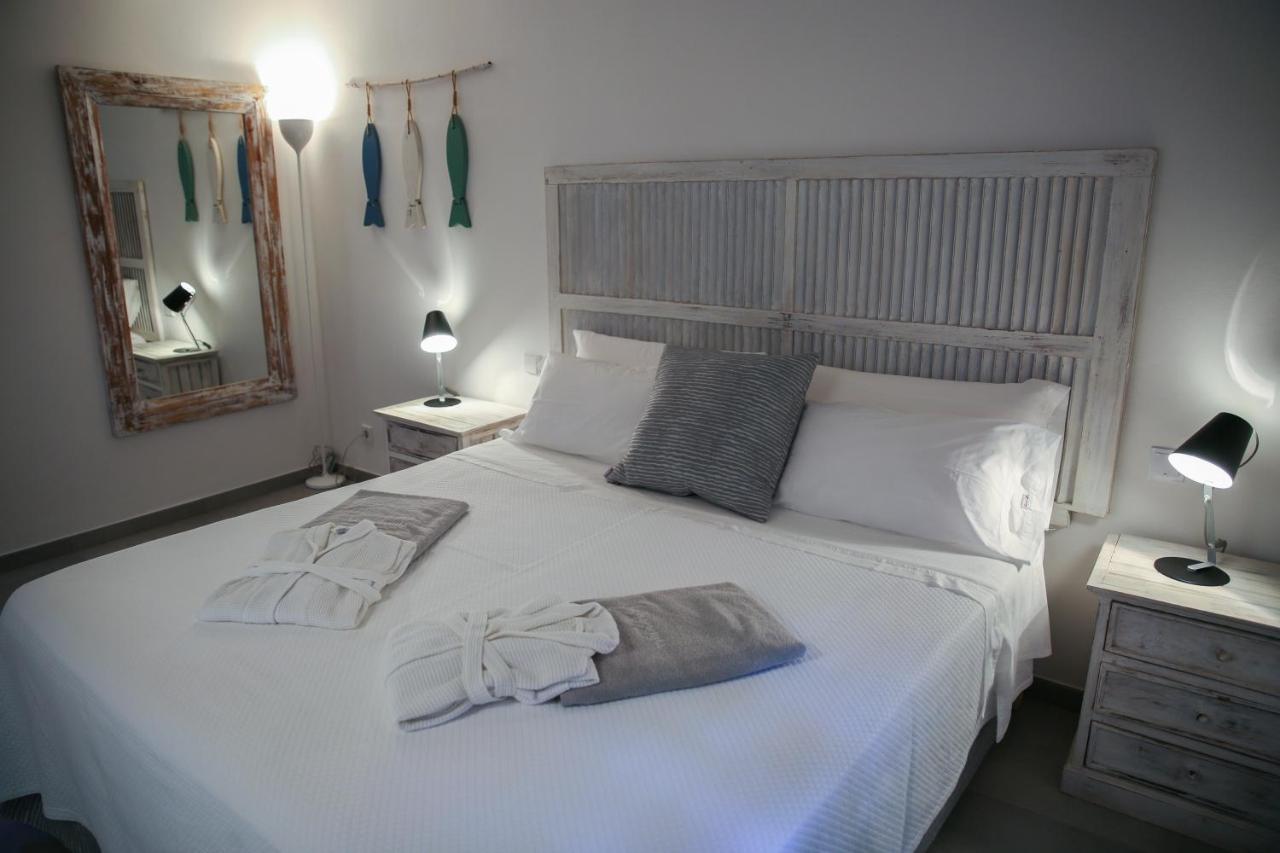 Aparthotel La Hacienda Sant Ferran de Ses Roques Exterior foto