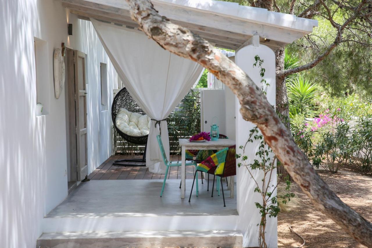 Aparthotel La Hacienda Sant Ferran de Ses Roques Exterior foto